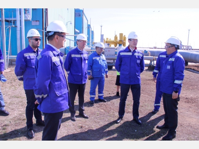 Глава QazaqGaz первую рабочую поездку начал с посещения производственных объектов в ЗКО