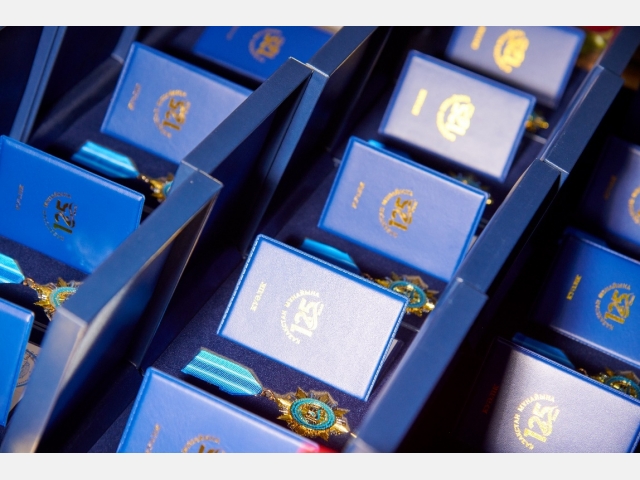 125 лет казахстанской нефти: Работники ТОО «КазРосГаз» награждены государственными наградами Республики Казахстан